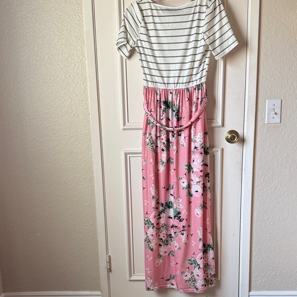 Merokeety Striped Floral Maxi Dress - Picture 7 of 8